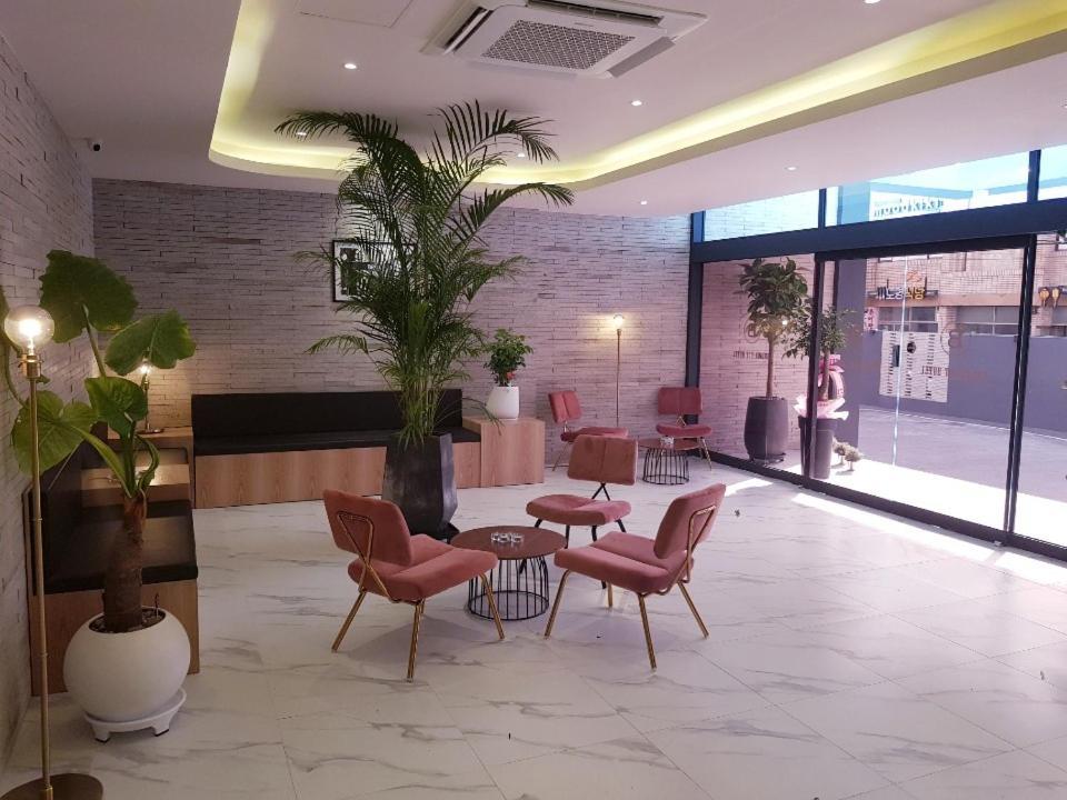 Pohang Brown Dot Hotel Ngoại thất bức ảnh